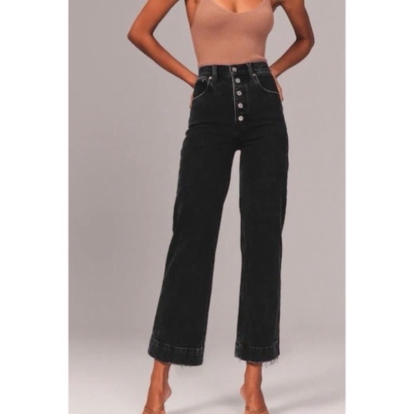 Abercrombie Fitch The Crop Wide Leg 